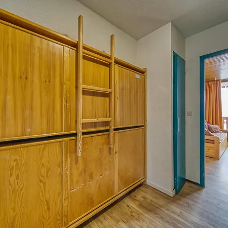 Apartment Les Eterlous By Interhome Val Thorens